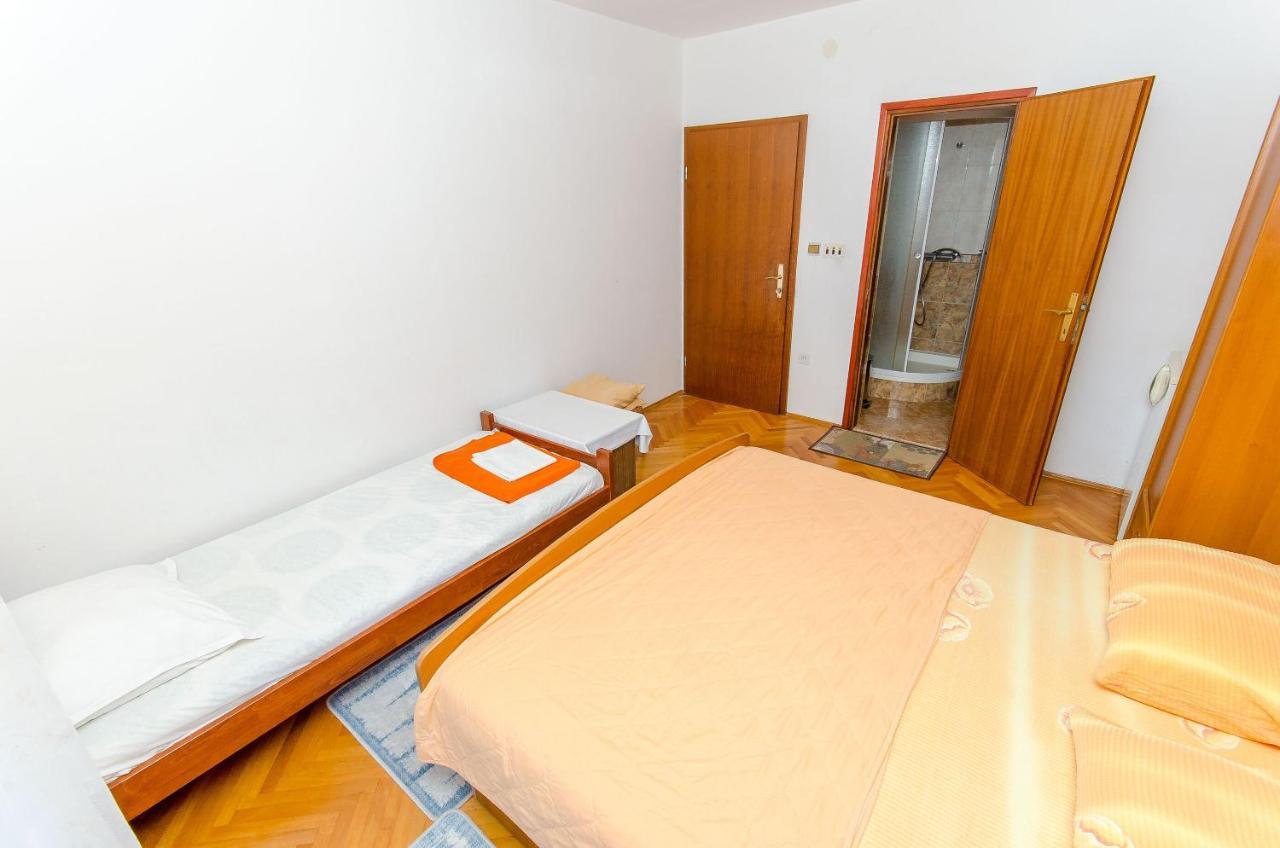 Apartments Moloco درفينيك المظهر الخارجي الصورة