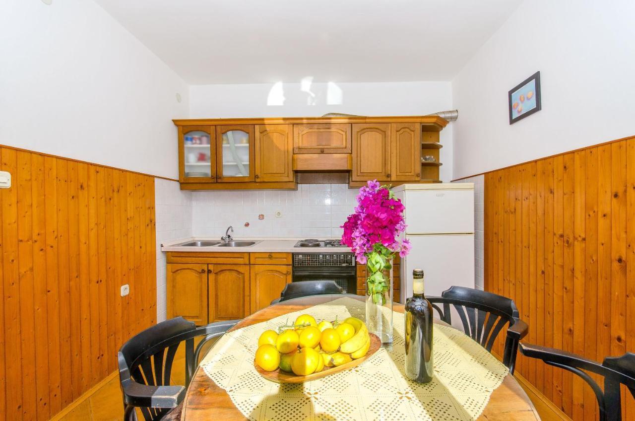 Apartments Moloco درفينيك المظهر الخارجي الصورة