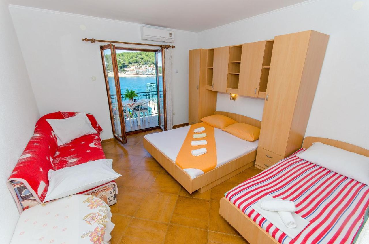 Apartments Moloco درفينيك المظهر الخارجي الصورة